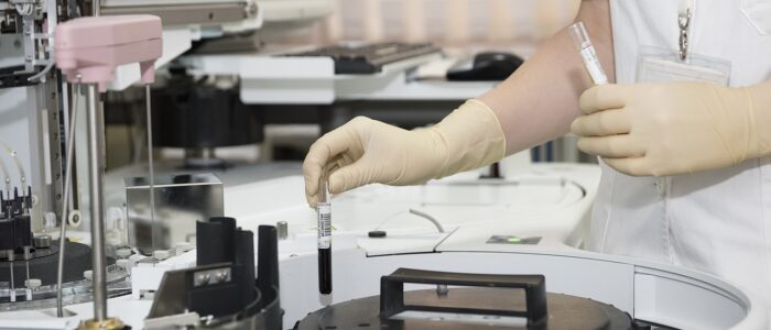 laboratory-563423_1280